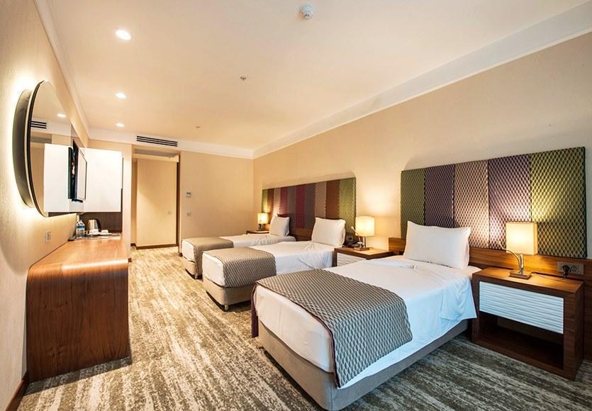 Ramada By Wyndham Gemli̇K Hotel Gemlik Ngoại thất bức ảnh