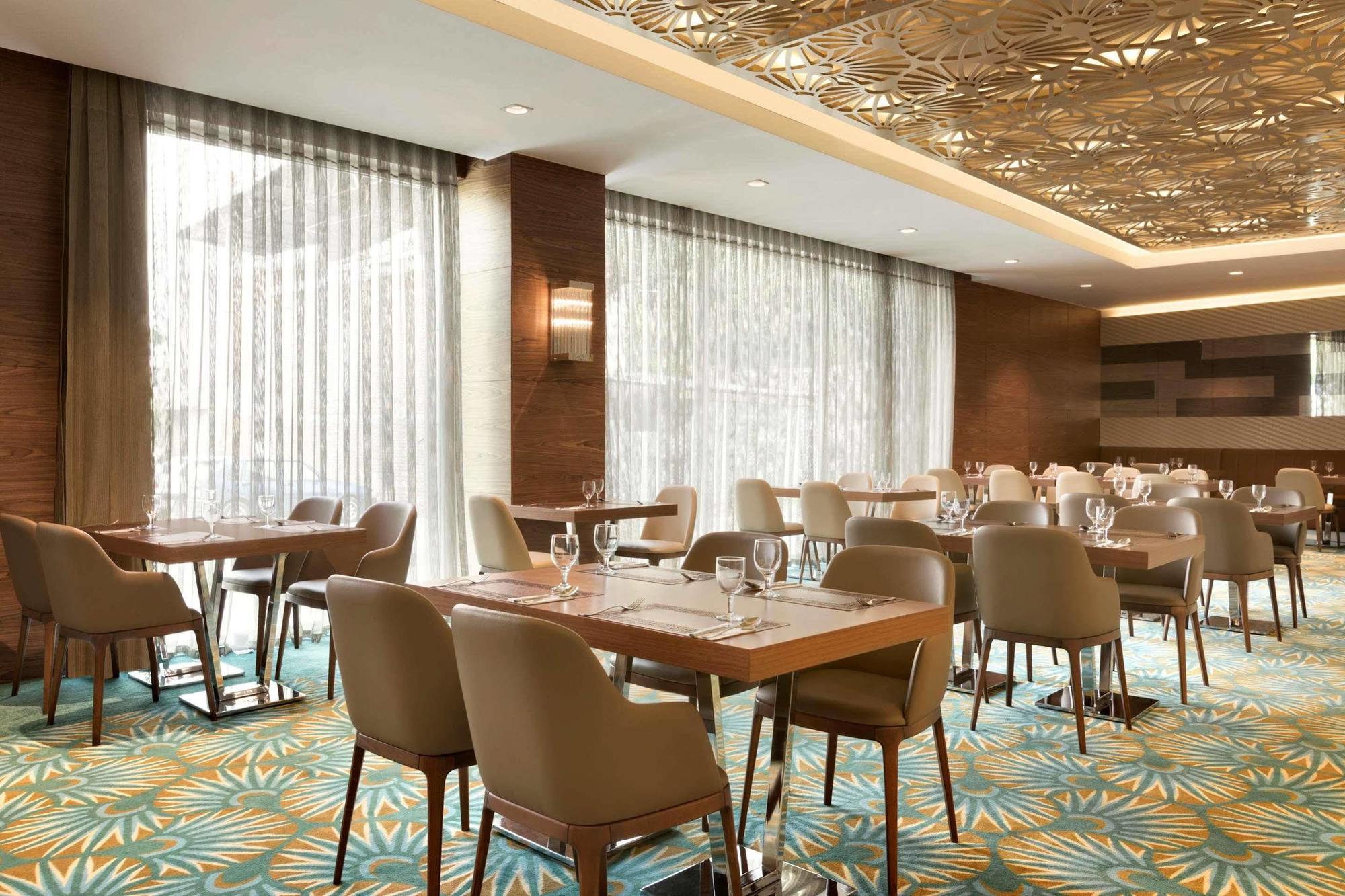 Ramada By Wyndham Gemli̇K Hotel Gemlik Ngoại thất bức ảnh